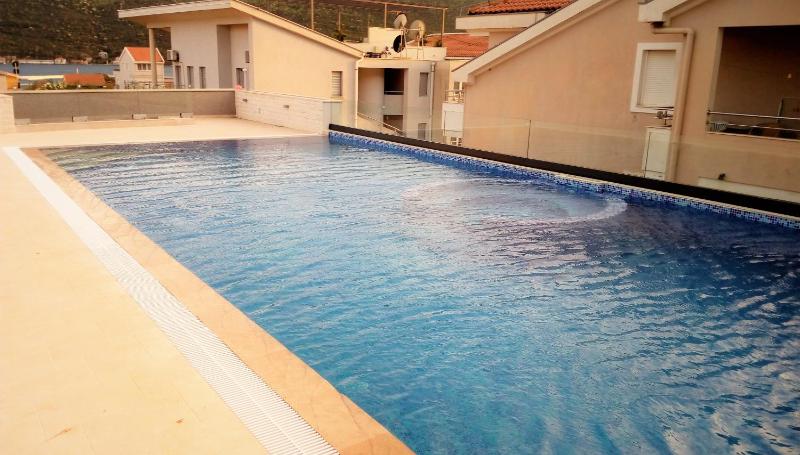 Apartment with Garden View image 3