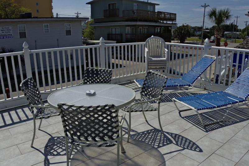 Edgewater Inn - image 25