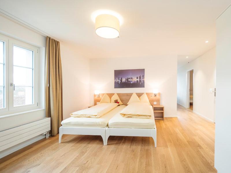 Double Room image 1