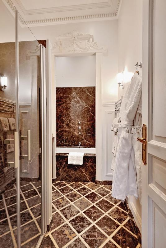 Prestige Suite image 3