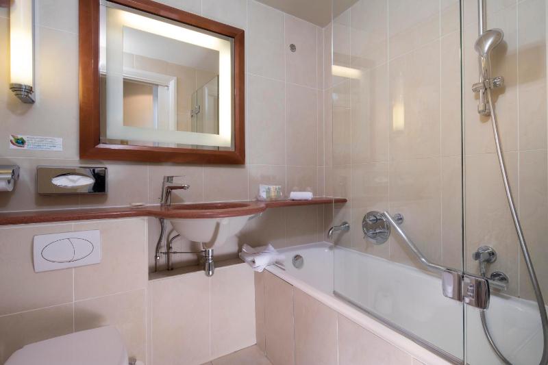 Junior Suite image 4
