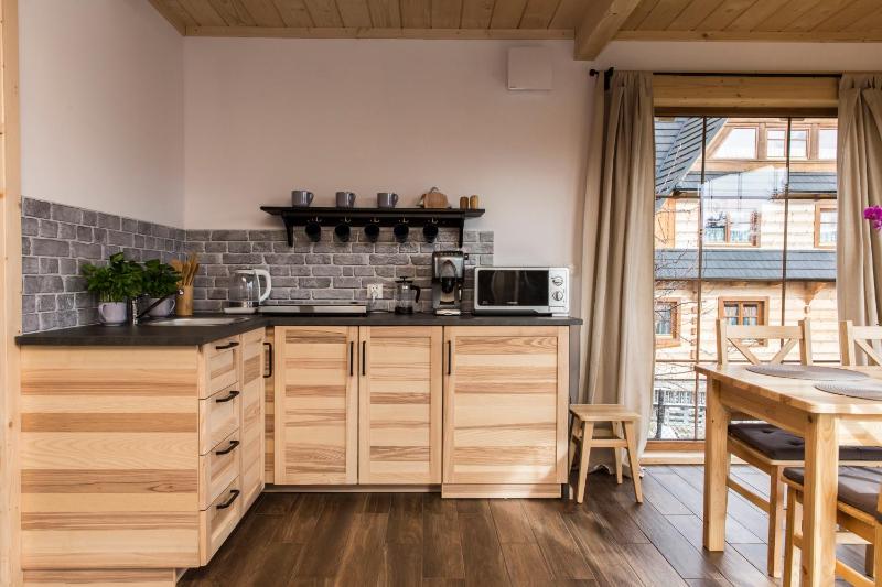 Two-Bedroom House image 3