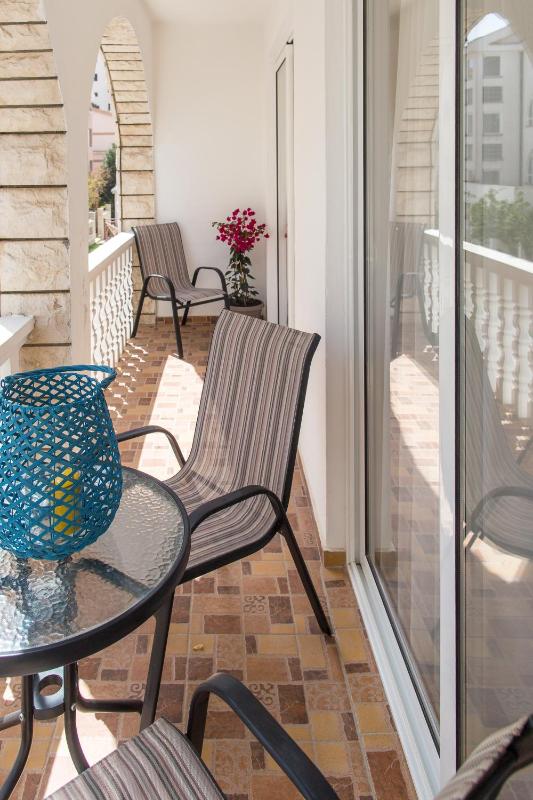 Superior Apartment image 3