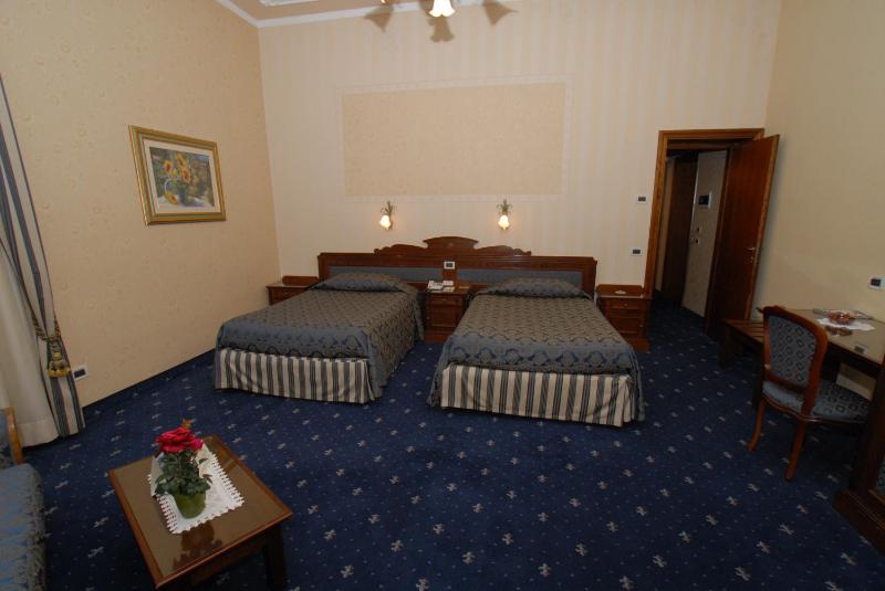 Suite image 4