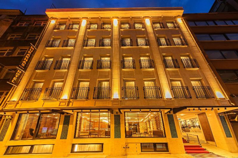 Mukarnas Taksim Hotel - image 1