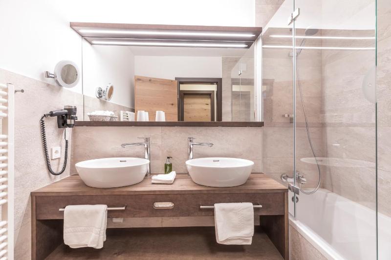 Junior Suite image 3