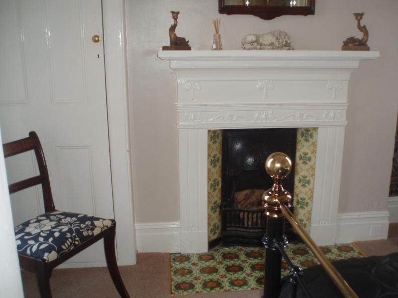 Double Room with Side Sea View image 3