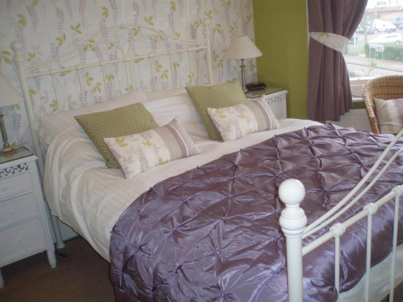 Double Room with Sea View image 3