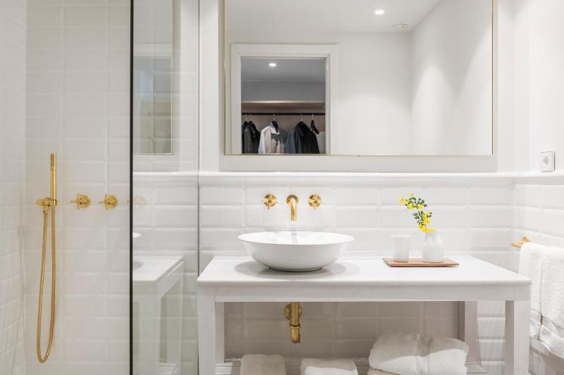 Double Room with Terrace image 4