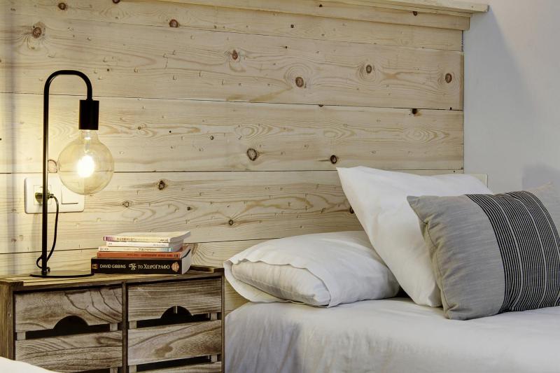 Two-Bedroom Apartment with Balcony image 4