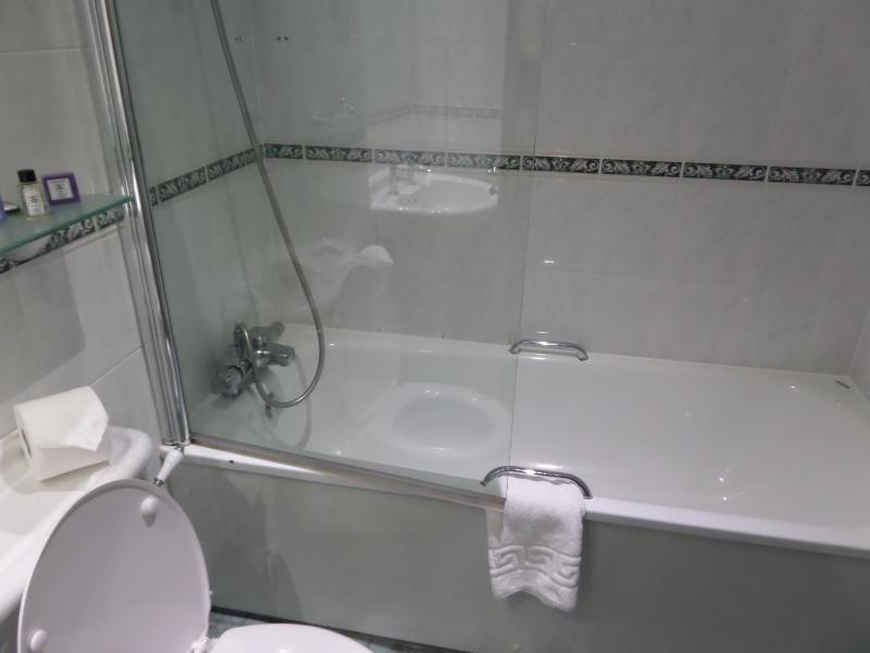 Classic One Bedroom Apartment image 1