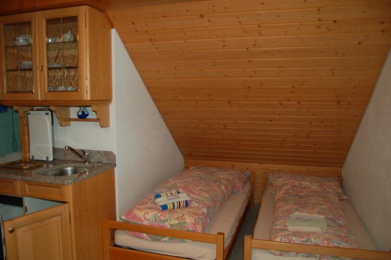 Studio (5 Adults) image 3