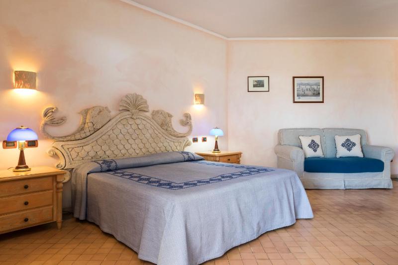 Executive Double Room image 4