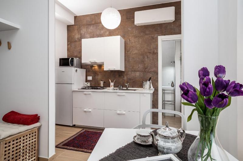 Superior Studio Apartment image 3