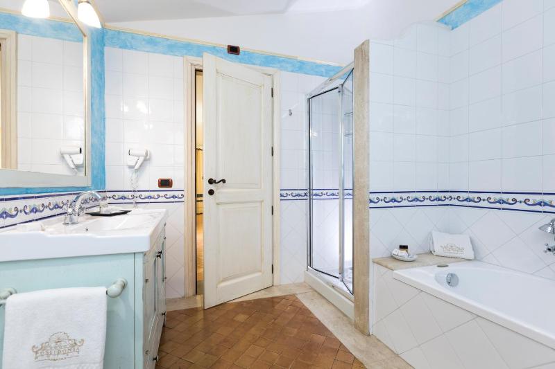 Suite image 3