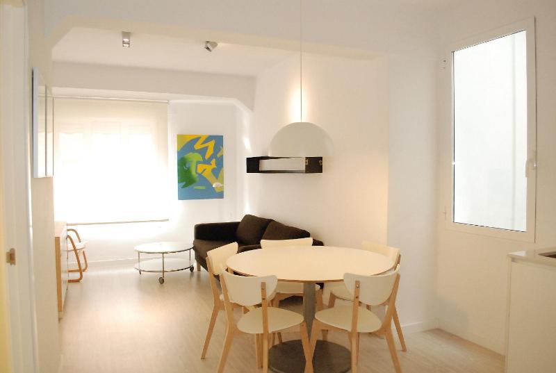 Three-Bedroom Apartment - San Dionisio, 3 image 2