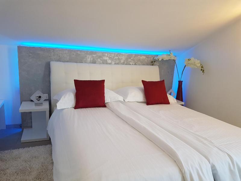 Palladium City Center Apartments - image 2