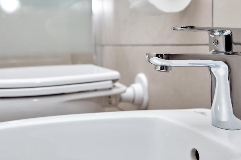 Junior Suite with Garden View image 2