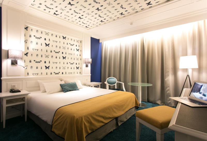 Superior Double Room image 4