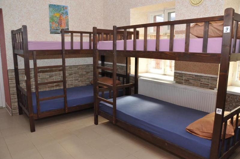 Bed in 6-Bed Mixed Dormitory Room image 1