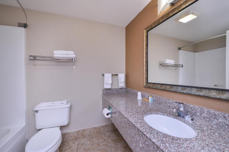King Suite image 2