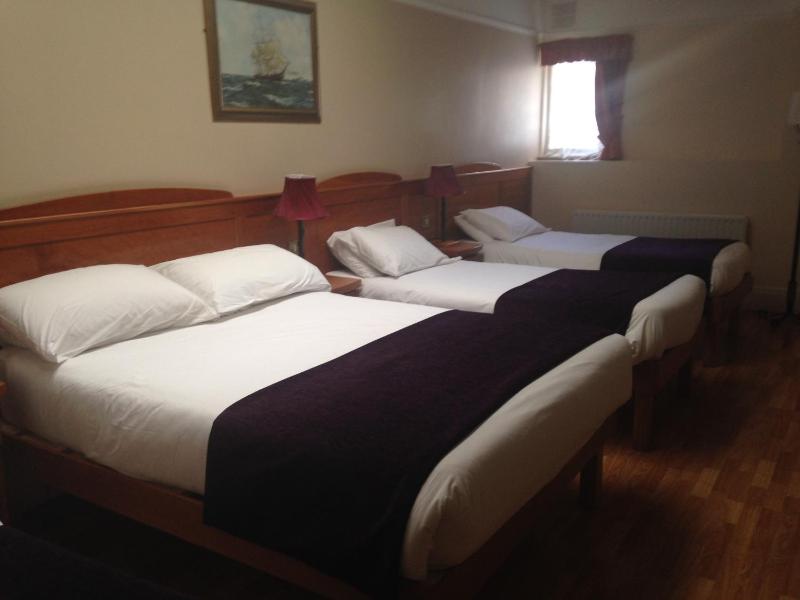 Triple Room image 1