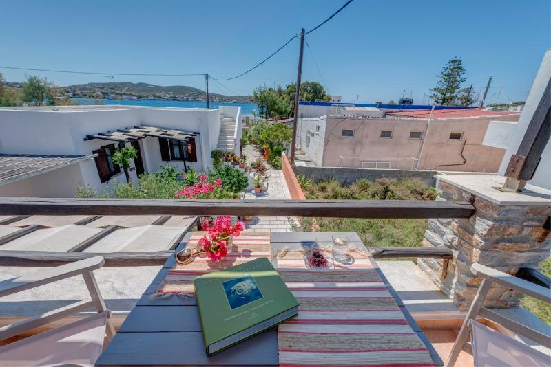 Studio with Sea View image 3