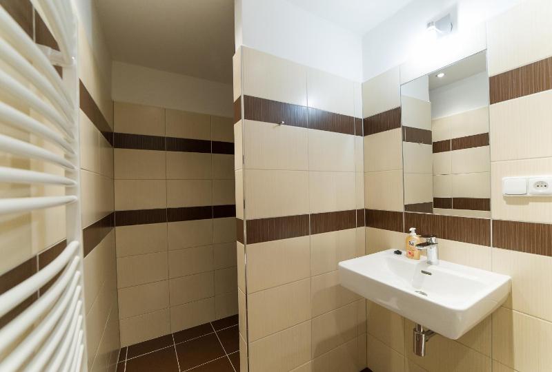 Quadruple Room with Private Bathroom image 4