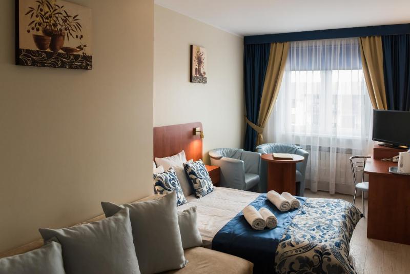Premium Double Room with Sofa image 3
