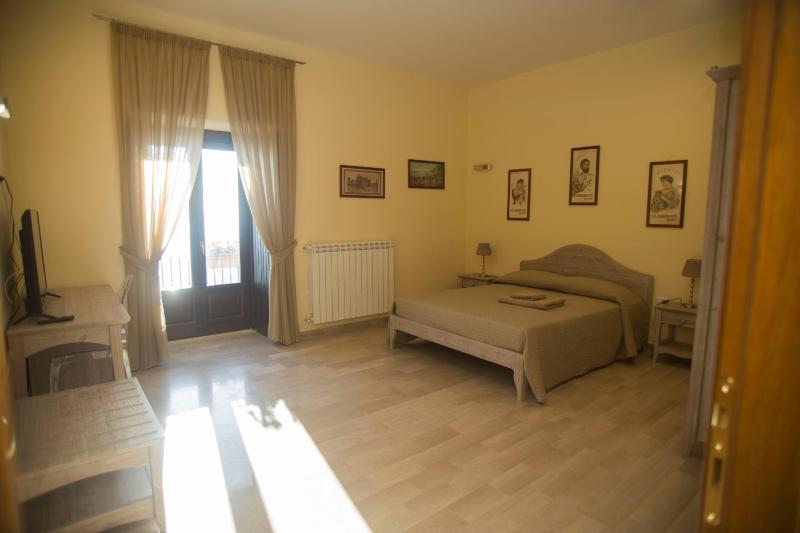 Comfort Triple Room image 2