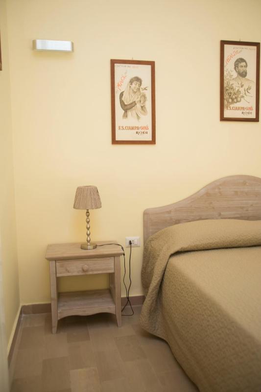 King Room with Balcony image 4