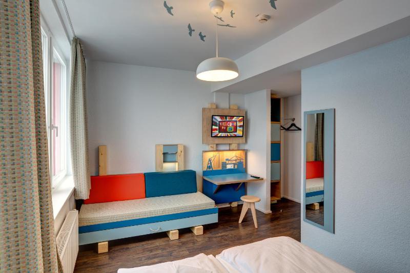 Triple Room image 3