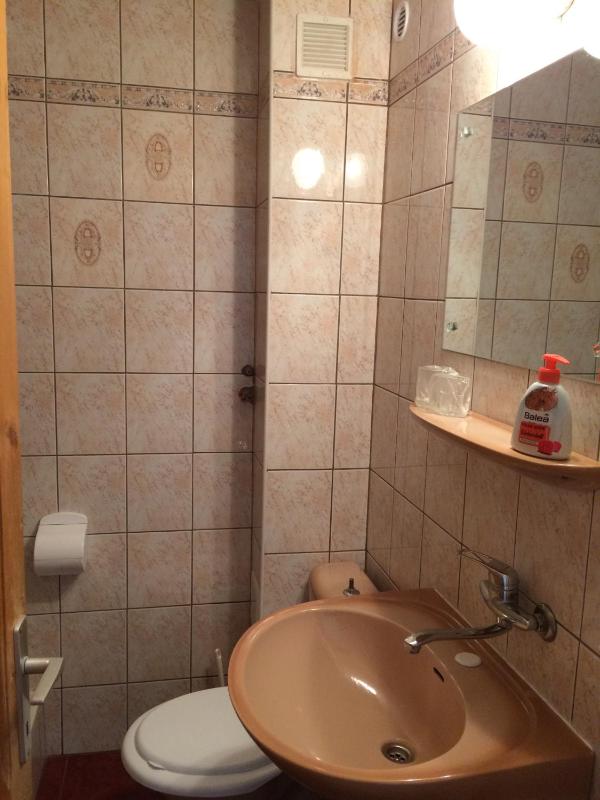 Double Room image 3