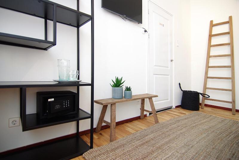 Standard Double Room image 3