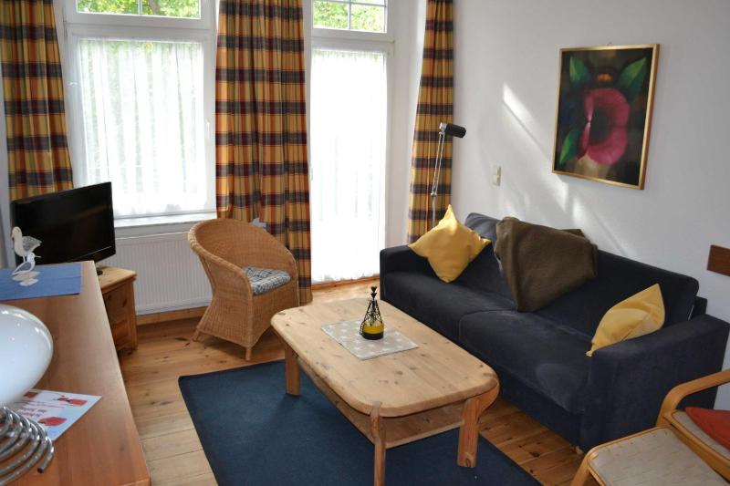 One-Bedroom Apartment image 1