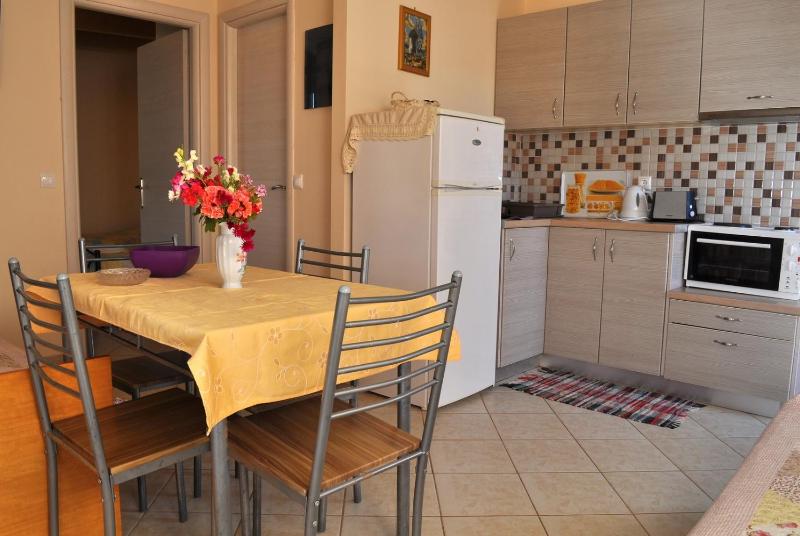 Tzivras Villa & Apartments - image 14