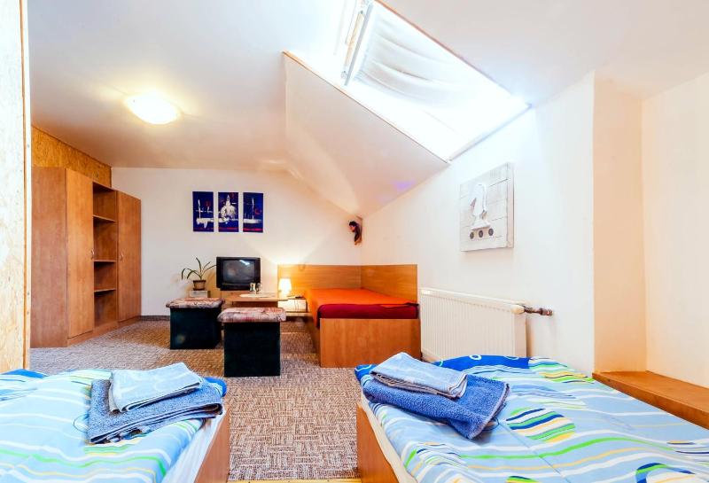 Triple Room image 3