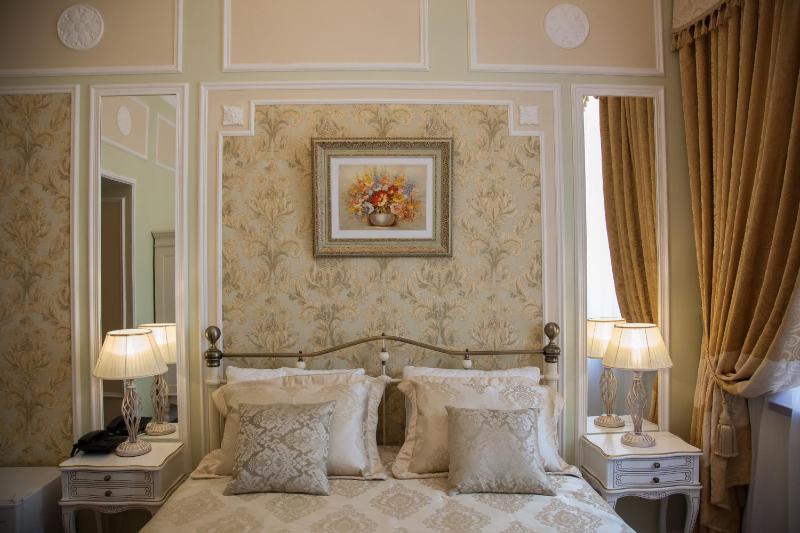 Superior Family Room with Two-Bedrooms image 2