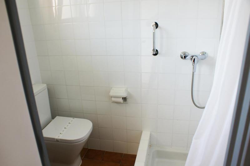 Single Room with Balcony image 3