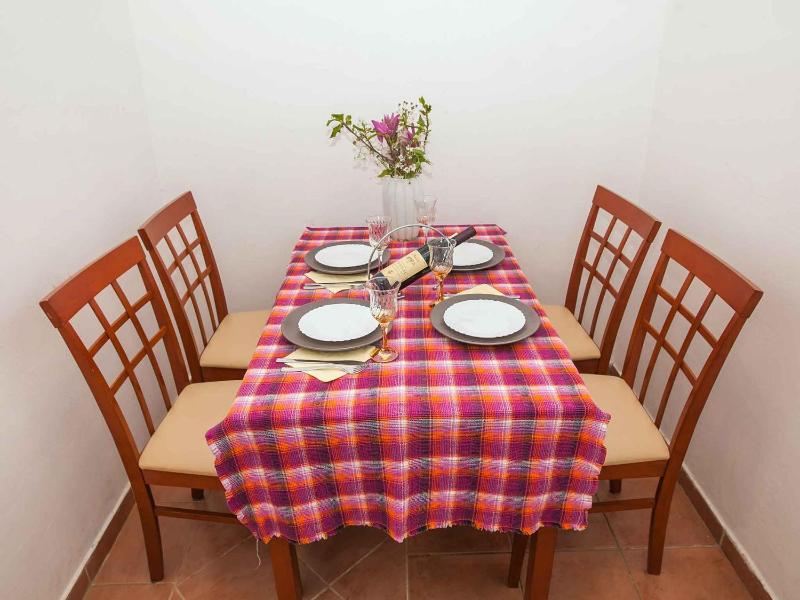 Family Two-Bedroom Apartment with Terrace image 3