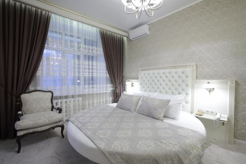 Suite with Balcony image 2