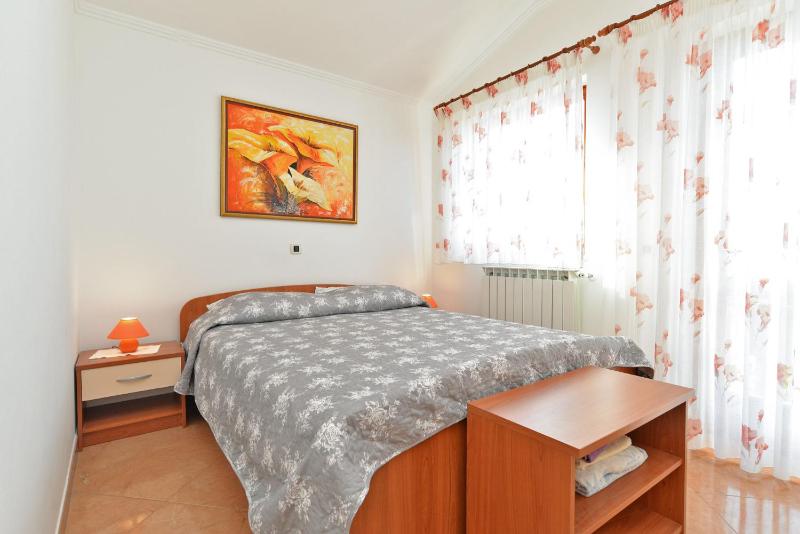 Apartment image 2