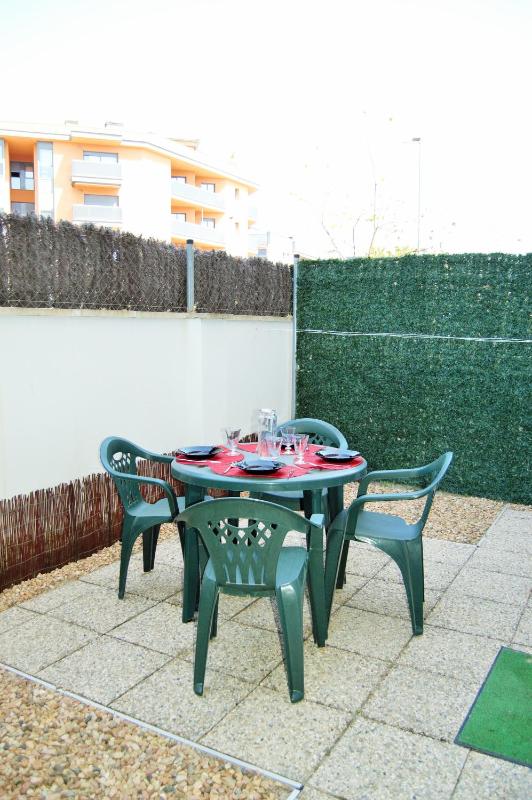 Apartamento Naiss Garden Family - image 12