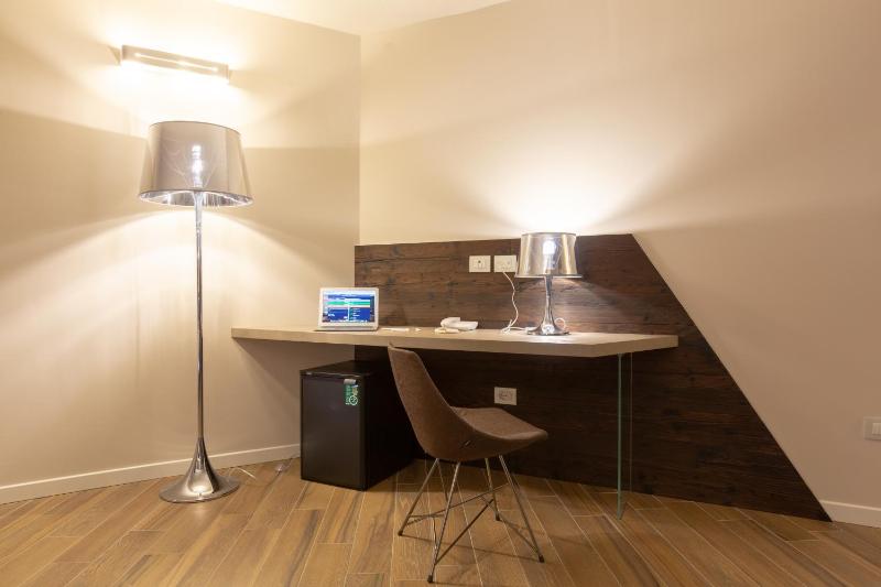 Junior Suite image 2