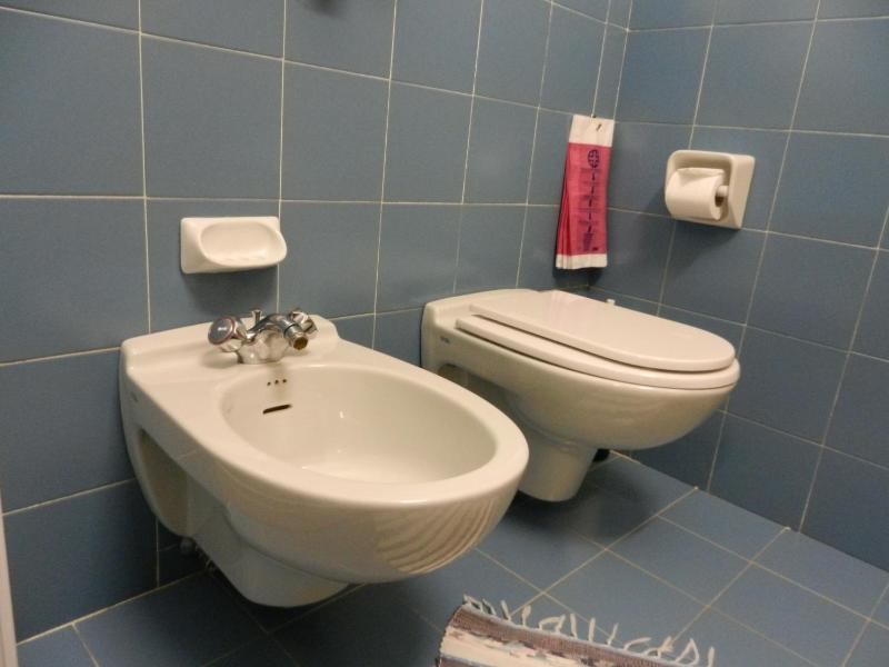 Standard Triple Room image 2