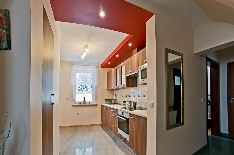 Four-Bedroom Apartment (8 Adults) image 2