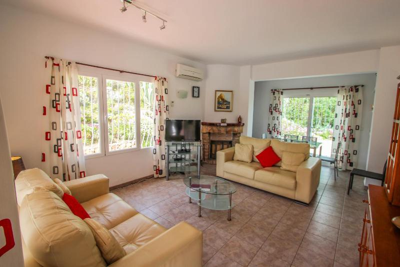 Susana - this lovely detached holiday property in Moraira - image 13