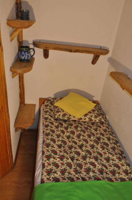 Single Room image 3