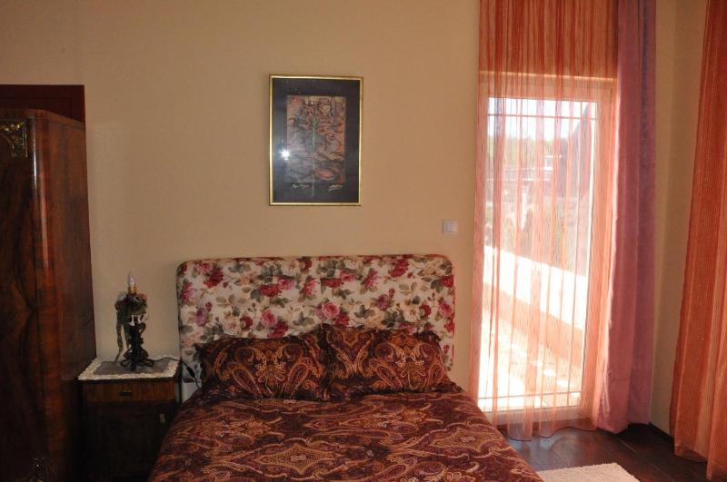 Apartment with Garden View image 3