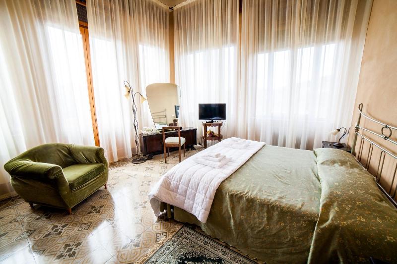 Junior Suite image 3